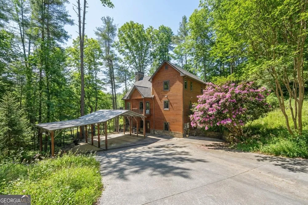 218 Blue Gate LN Dahlonega, GA 30533