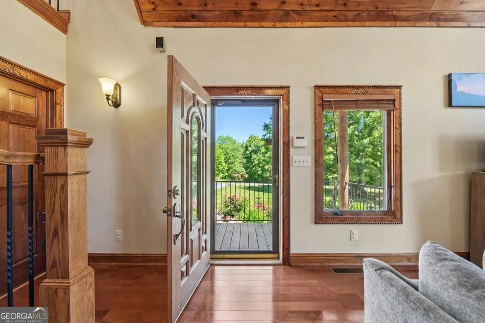 218 Blue Gate LN Dahlonega, GA 30533