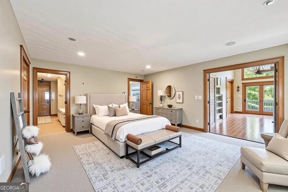218 Blue Gate LN Dahlonega, GA 30533