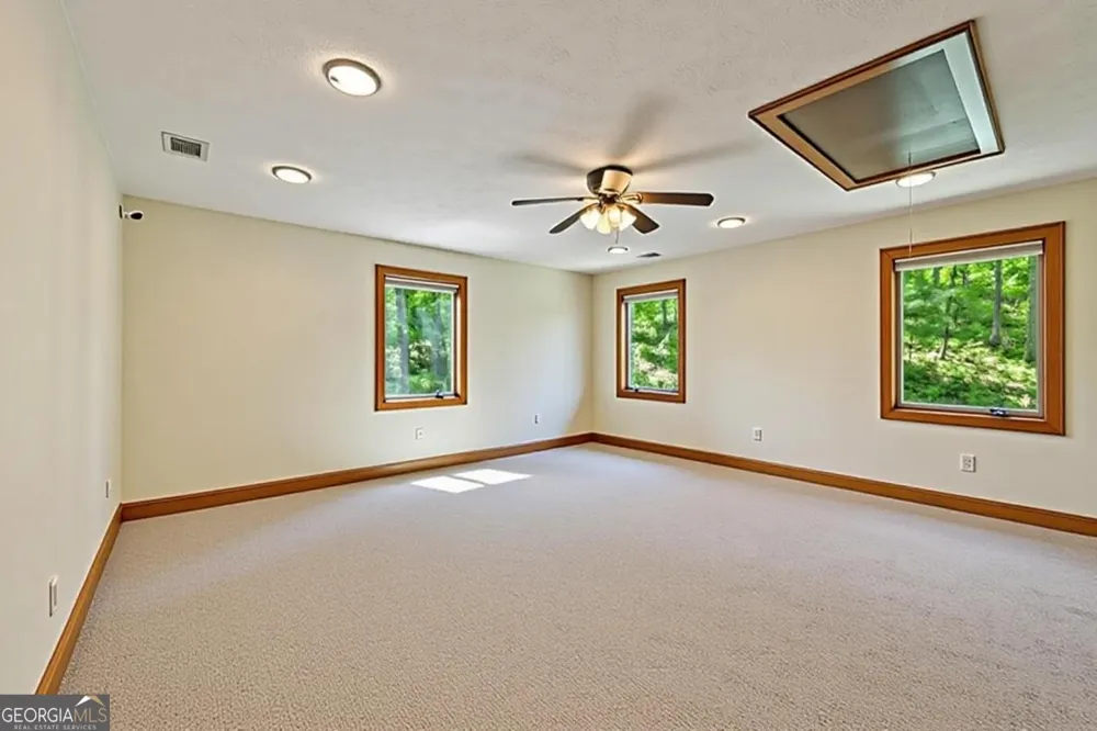 218 Blue Gate LN Dahlonega, GA 30533