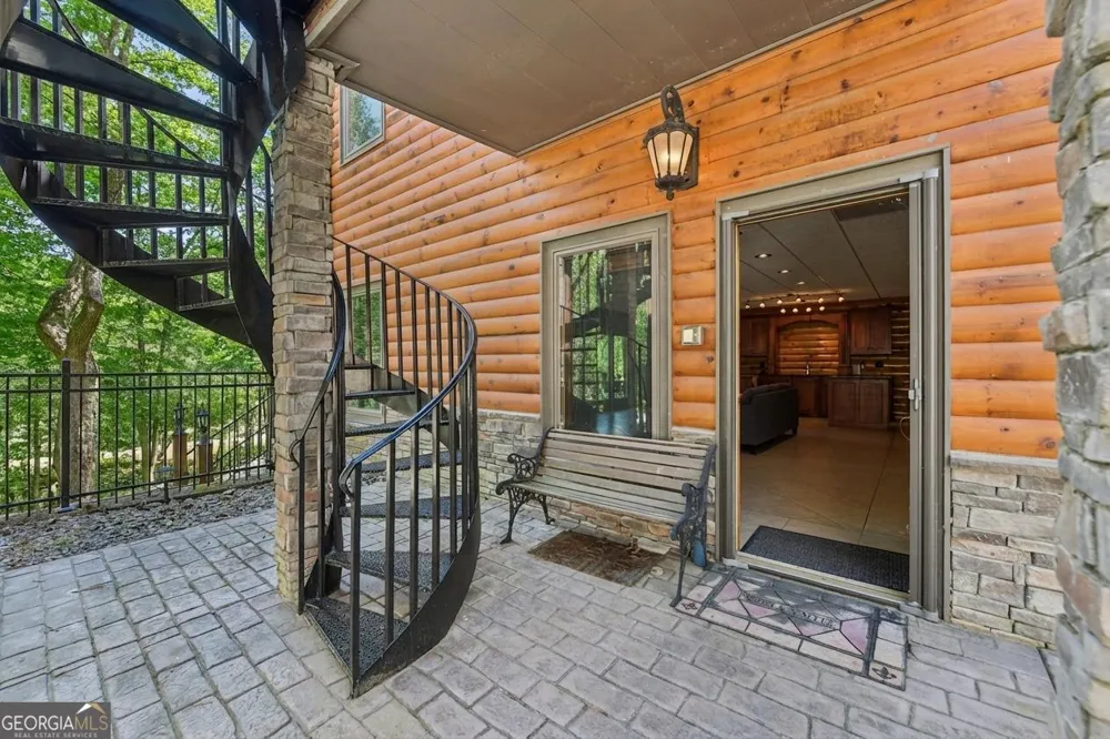 218 Blue Gate LN Dahlonega, GA 30533
