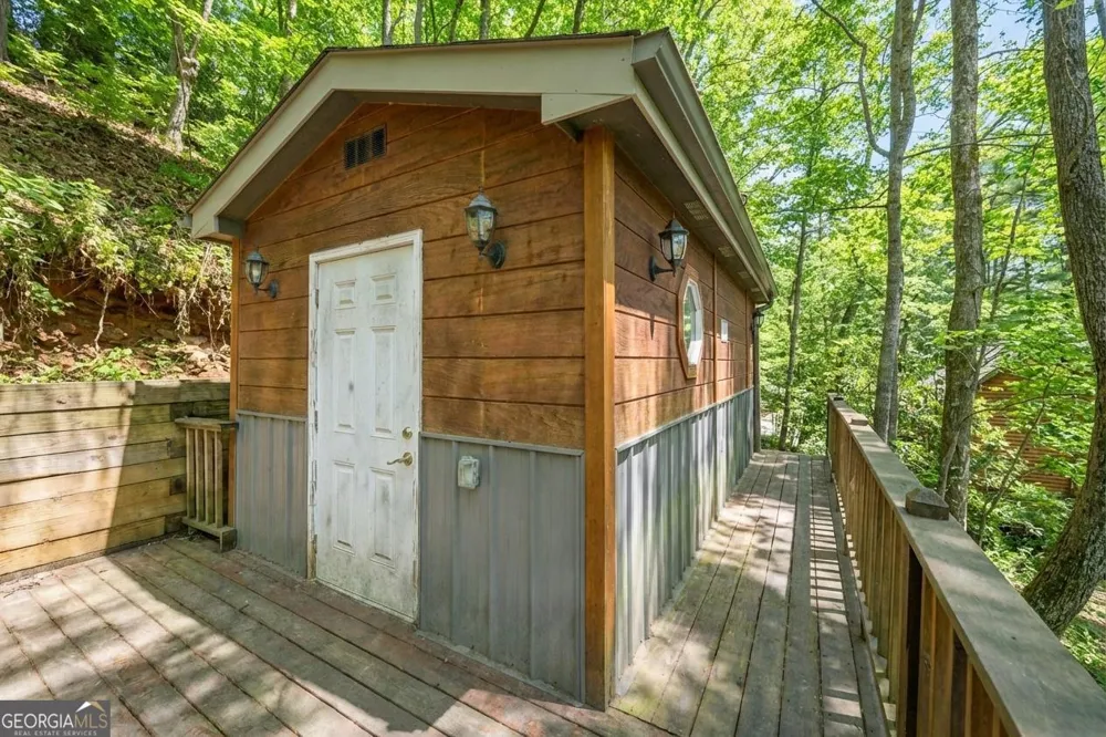 218 Blue Gate LN Dahlonega, GA 30533