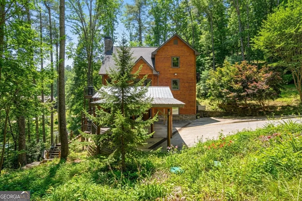 218 Blue Gate LN Dahlonega, GA 30533