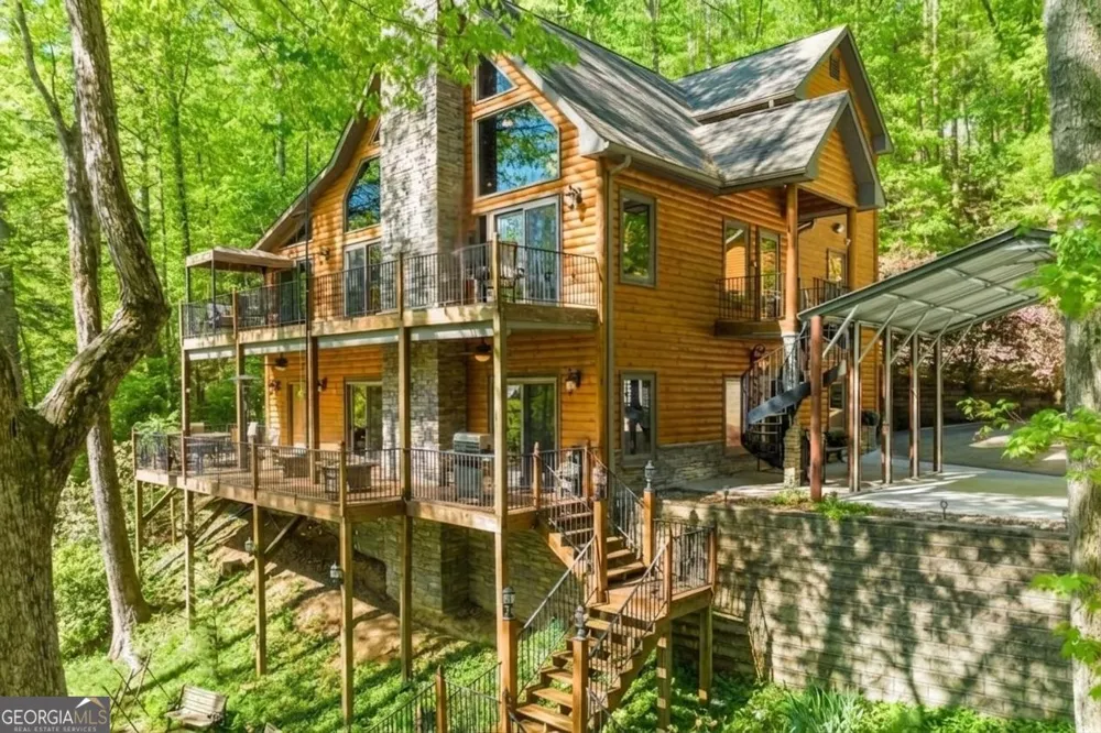 218 Blue Gate LN Dahlonega, GA 30533