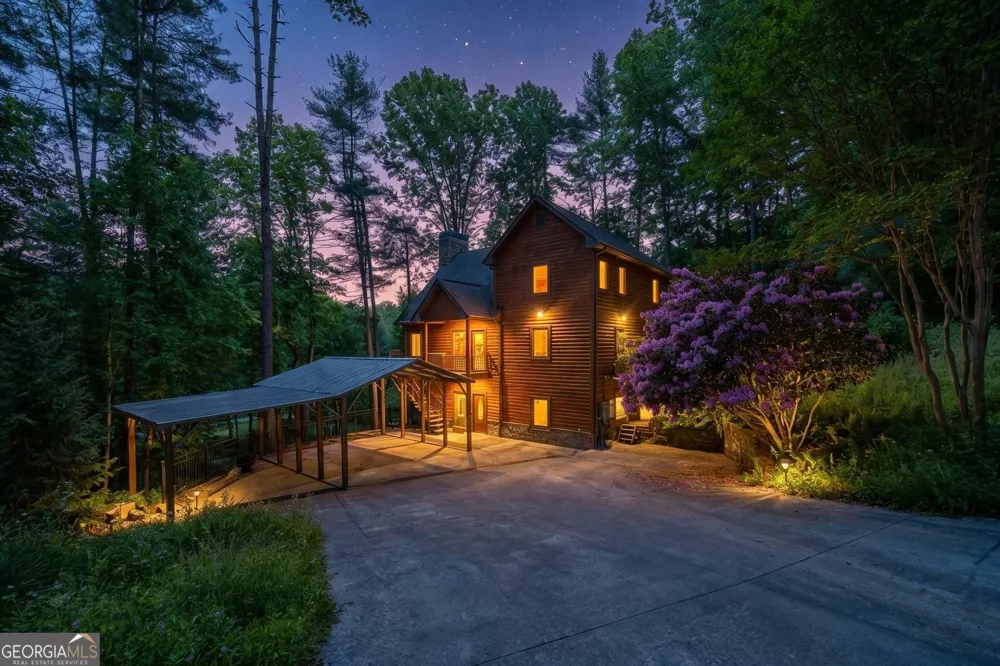 218 Blue Gate LN Dahlonega, GA 30533