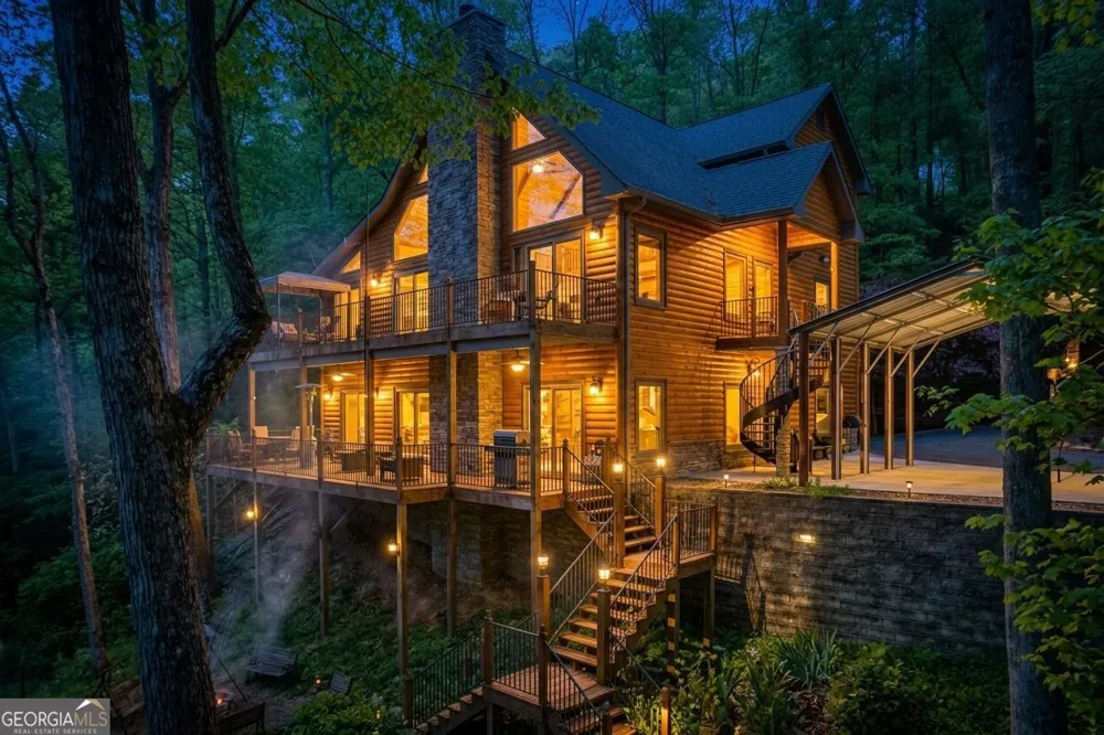 218 Blue Gate LN Dahlonega, GA 30533