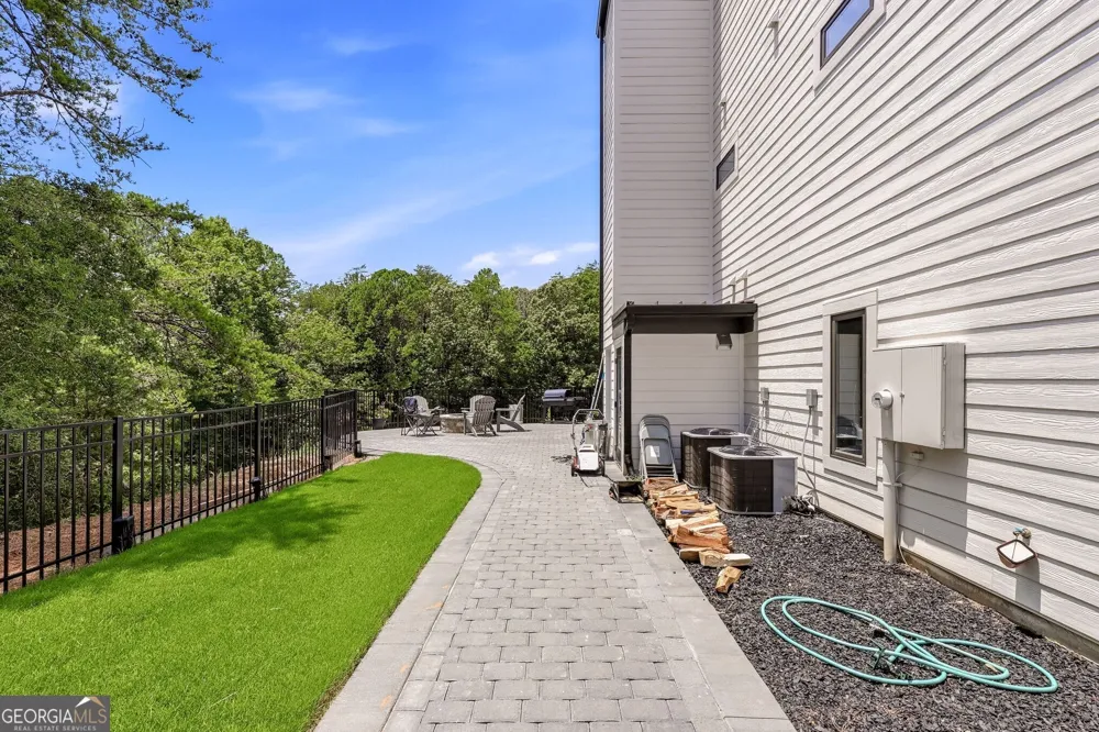 84 Schwarzwald Strasse Helen, GA 30545