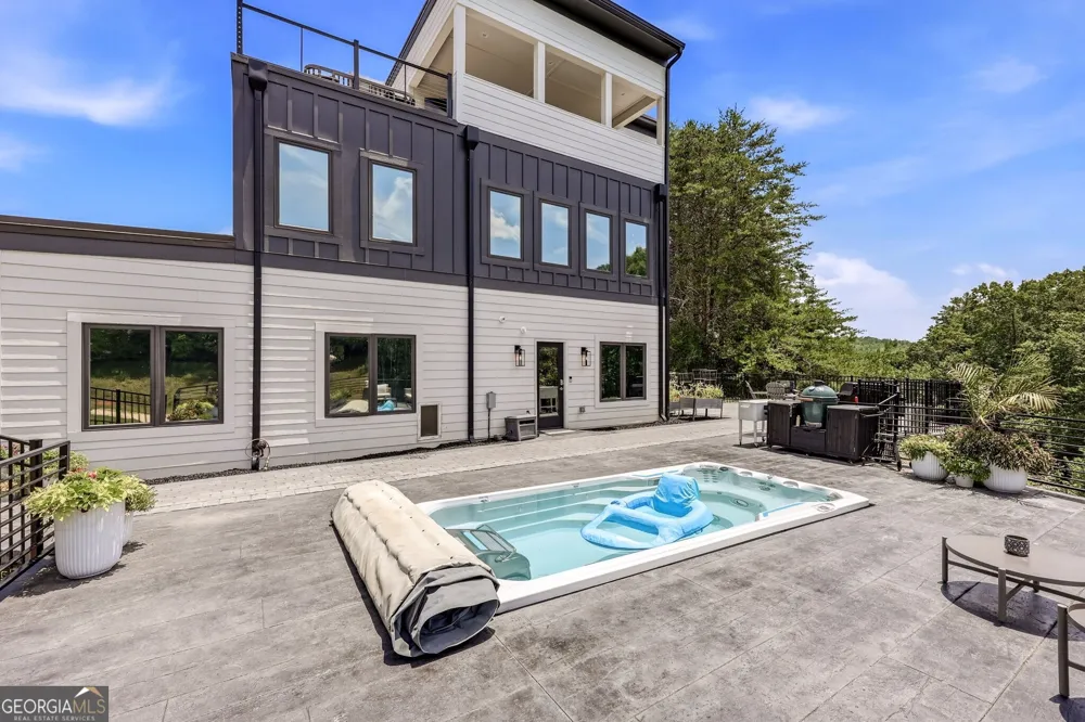 84 Schwarzwald Strasse Helen, GA 30545