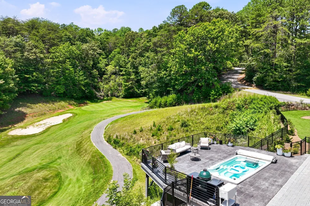 84 Schwarzwald Strasse Helen, GA 30545