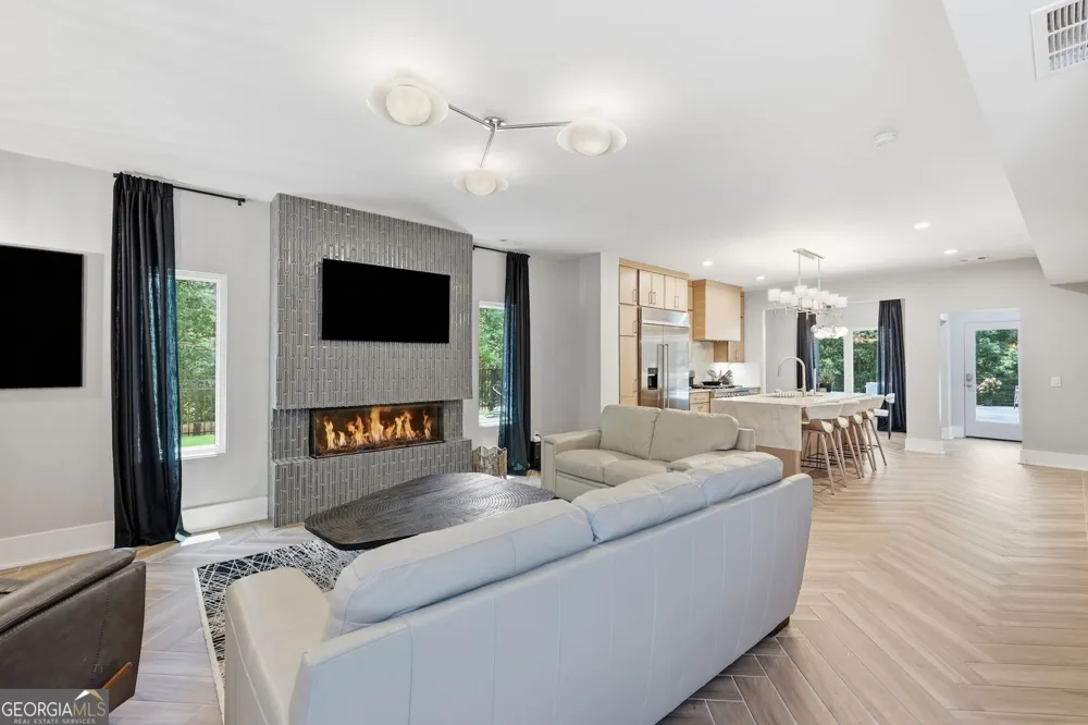 84 Schwarzwald Strasse Helen, GA 30545