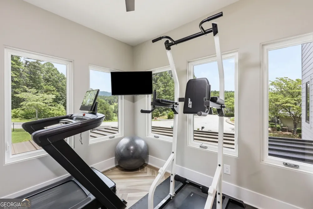 84 Schwarzwald Strasse Helen, GA 30545