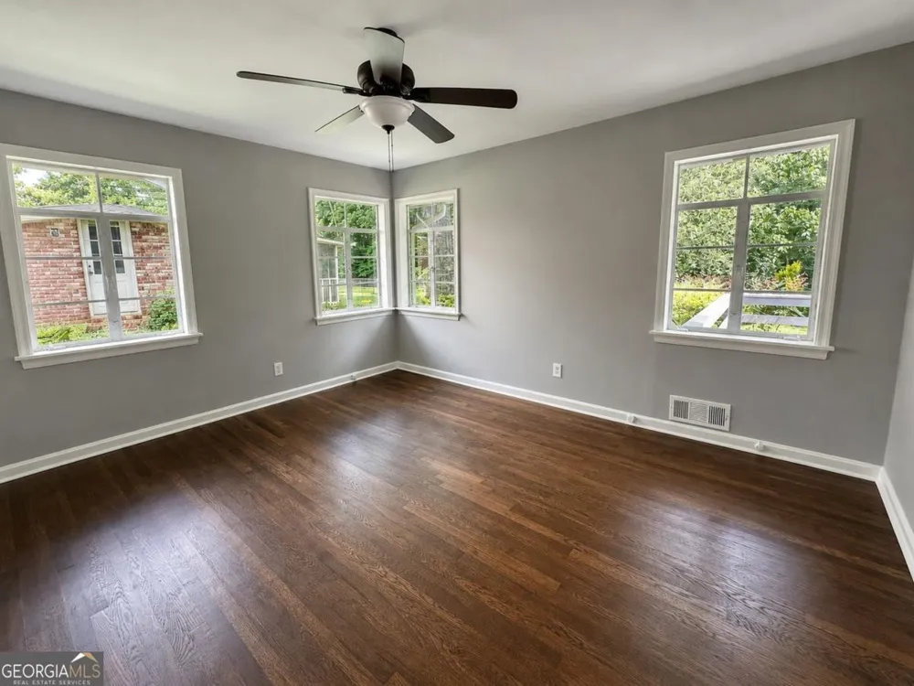 287 Brookwood DR SW Marietta, GA 30064