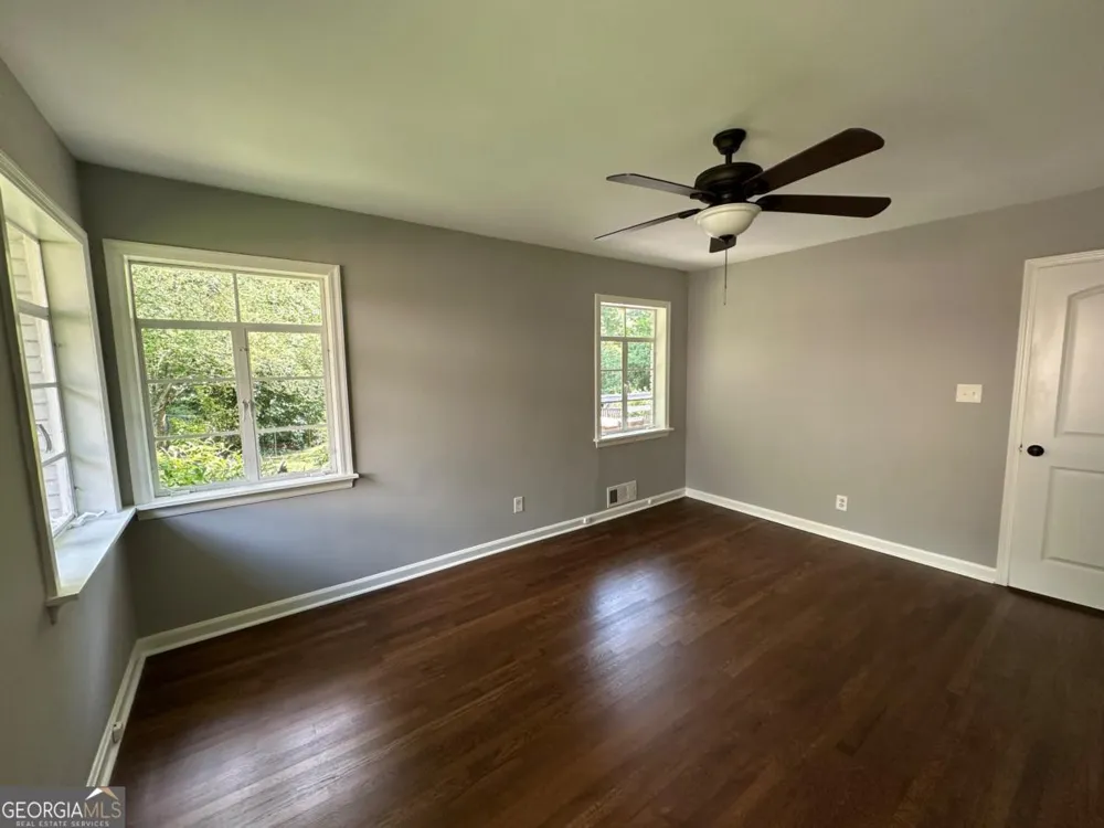 287 Brookwood DR SW Marietta, GA 30064
