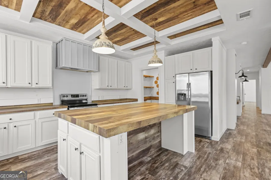 1262 Penny Morris RD Baxley, GA 31513