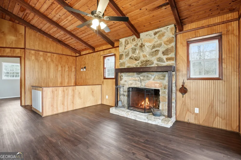 307 Eagle Overlook DR Dahlonega, GA 30533