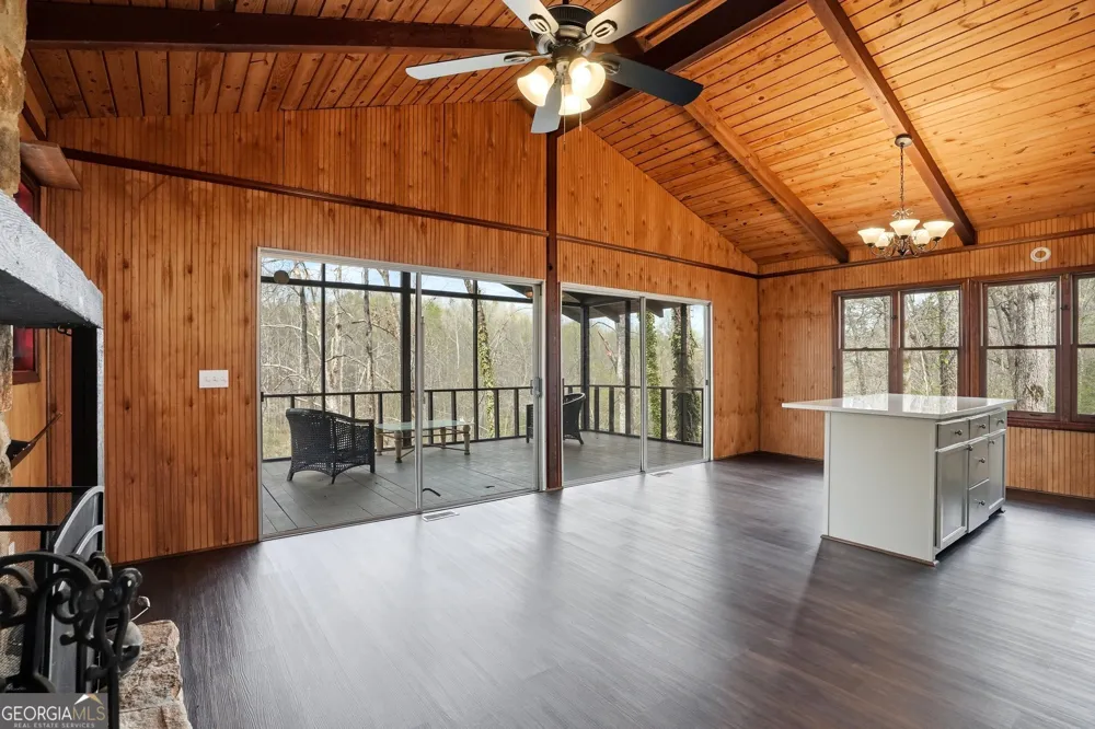 307 Eagle Overlook DR Dahlonega, GA 30533