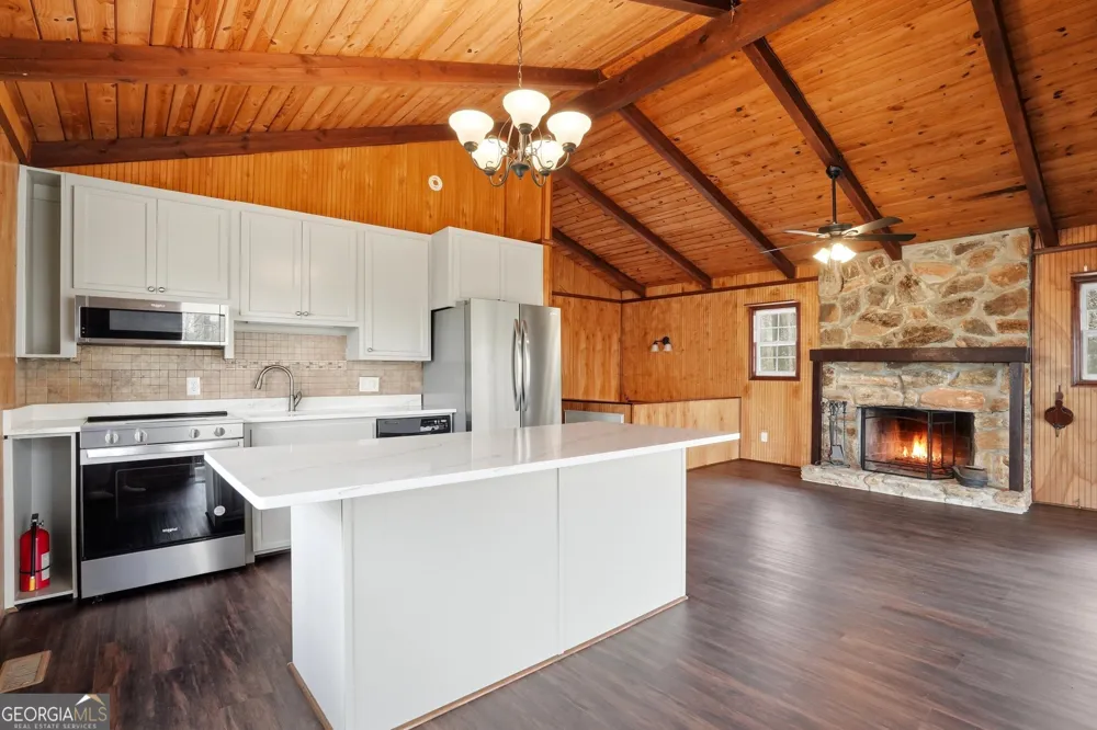 307 Eagle Overlook DR Dahlonega, GA 30533