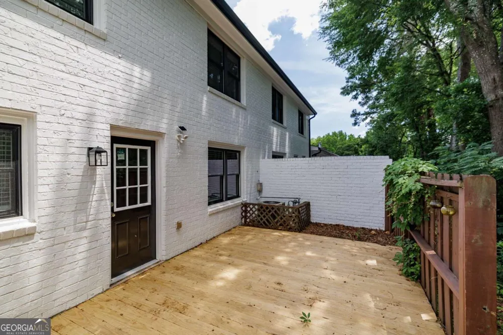 595 Macon HWY Athens, GA 30606
