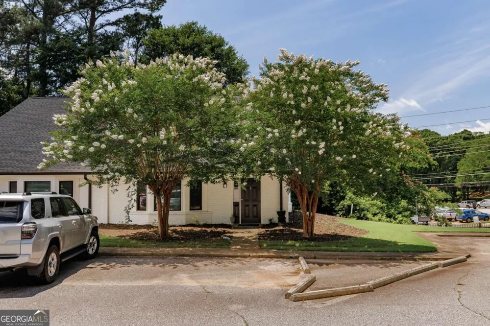595 Macon HWY Athens, GA 30606