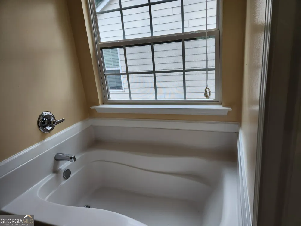 2135 Pine View TRL Ellenwood, GA 30294