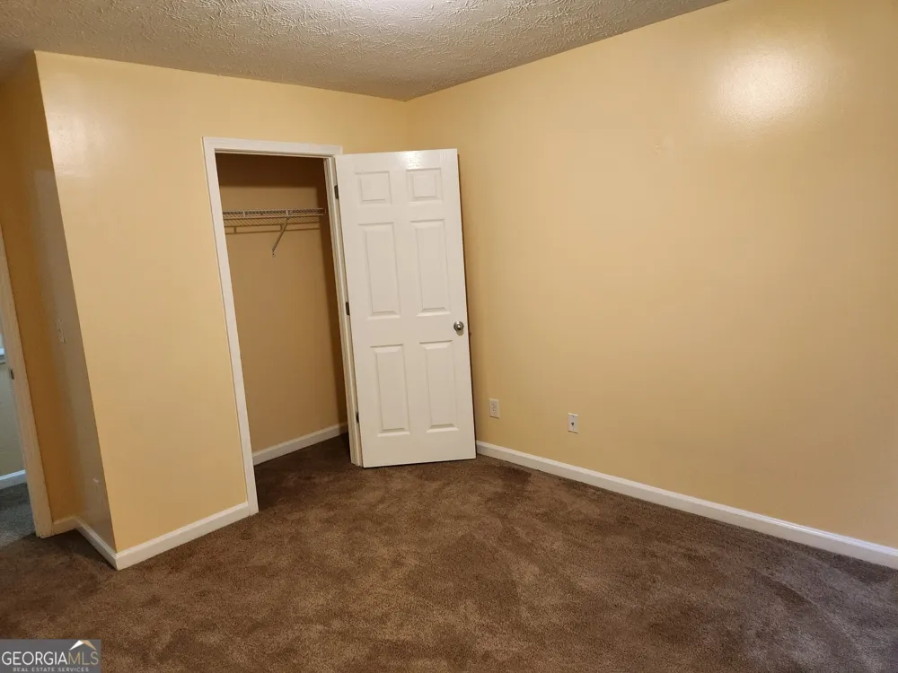 2135 Pine View TRL Ellenwood, GA 30294