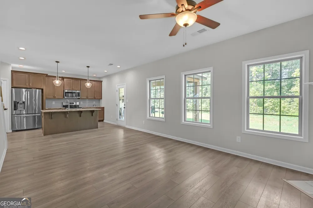 4589 Capulet CT Forsyth, GA 31029