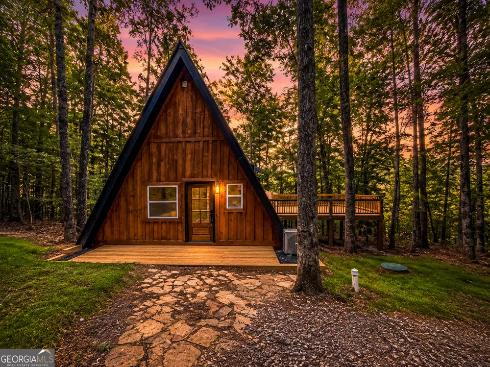 3 Mountain Lake RD Blue Ridge, GA 30513