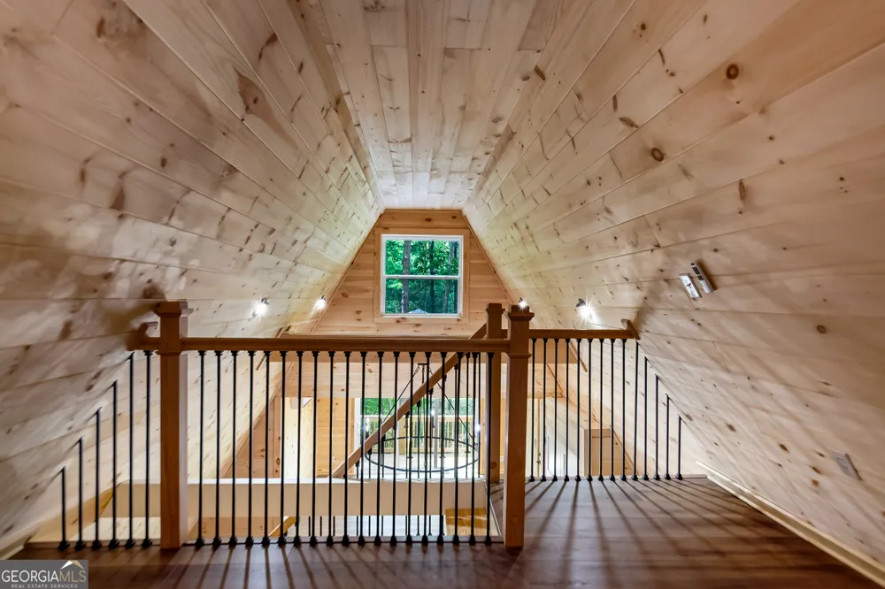 3 Mountain Lake RD Blue Ridge, GA 30513