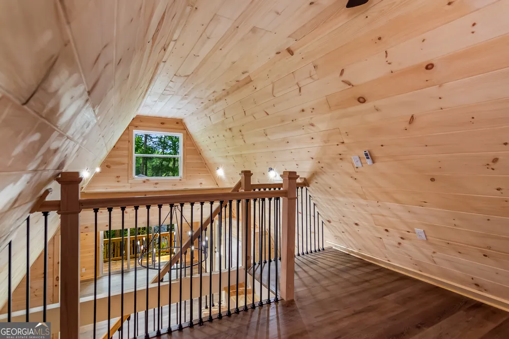 3 Mountain Lake RD Blue Ridge, GA 30513