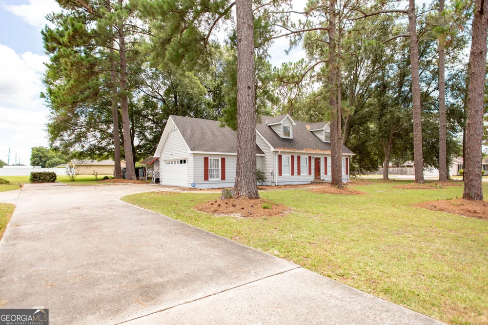 4484 Central AVE Waycross, GA 31503