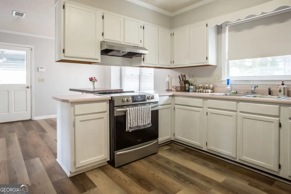 4484 Central AVE Waycross, GA 31503