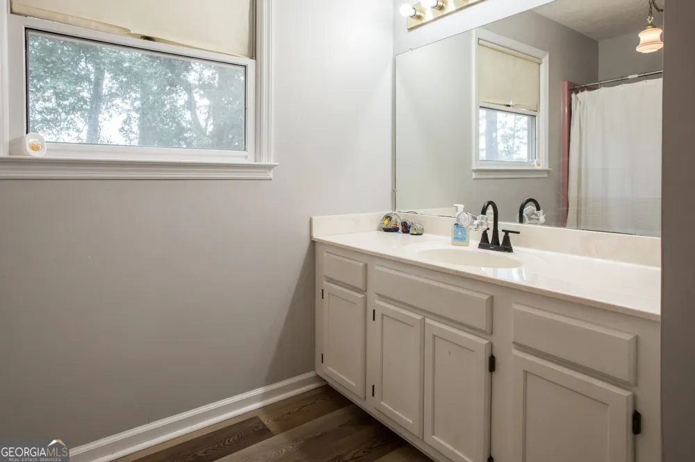 4484 Central AVE Waycross, GA 31503