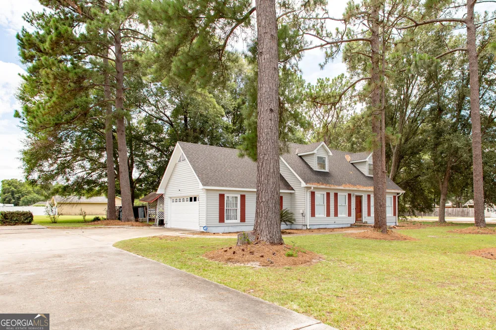 4484 Central AVE Waycross, GA 31503