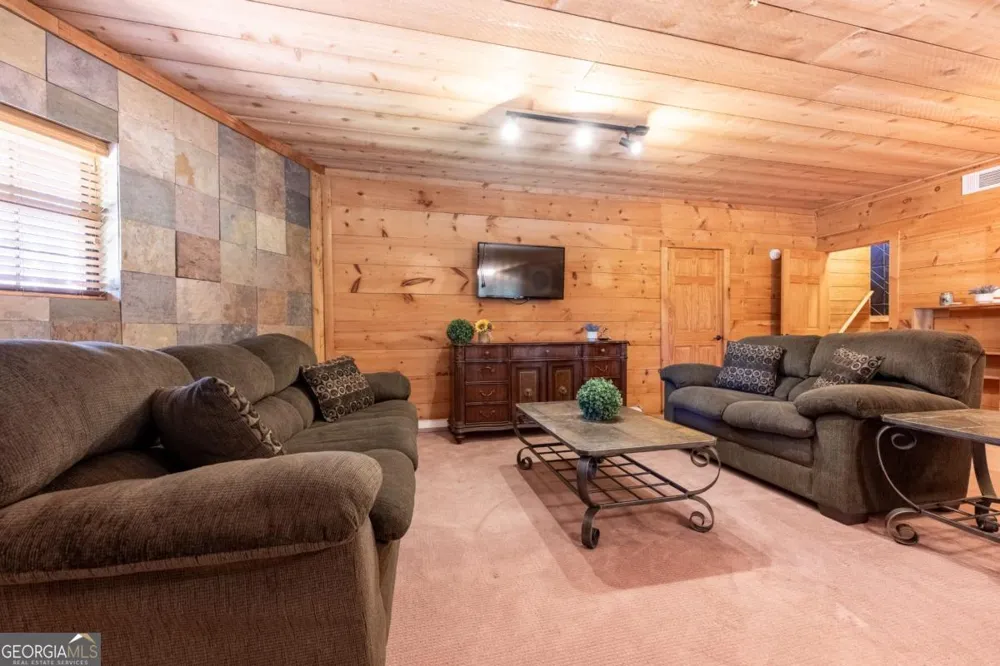 755 Padena DR Morganton, GA 30560