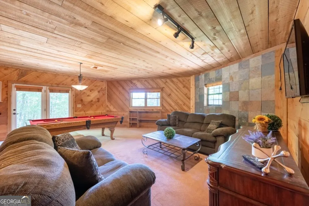 755 Padena DR Morganton, GA 30560