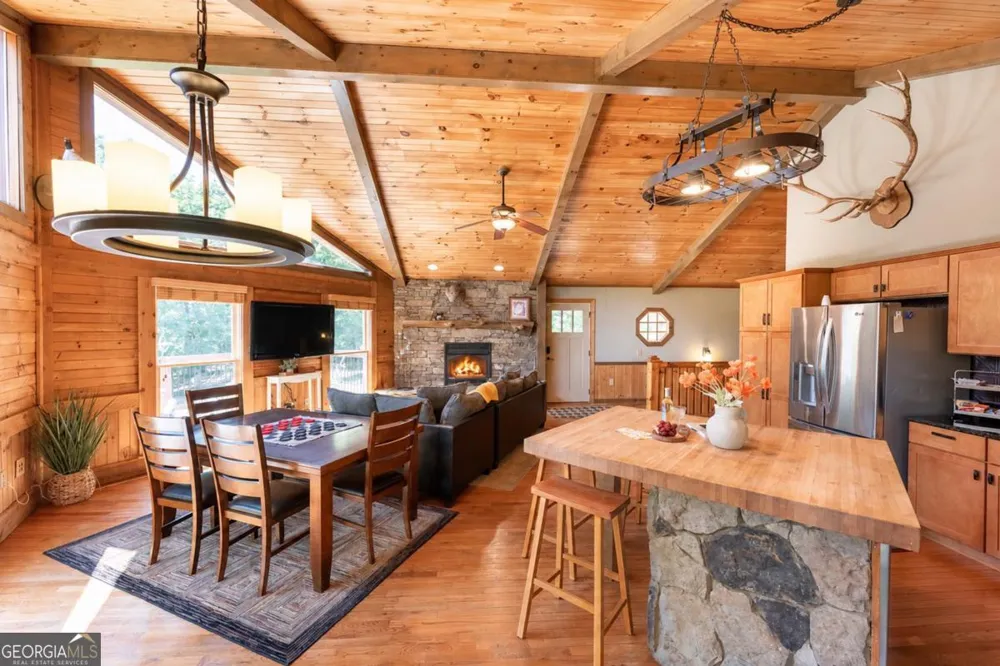 755 Padena DR Morganton, GA 30560
