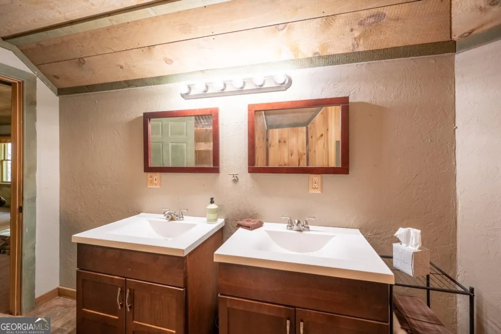 755 Padena DR Morganton, GA 30560