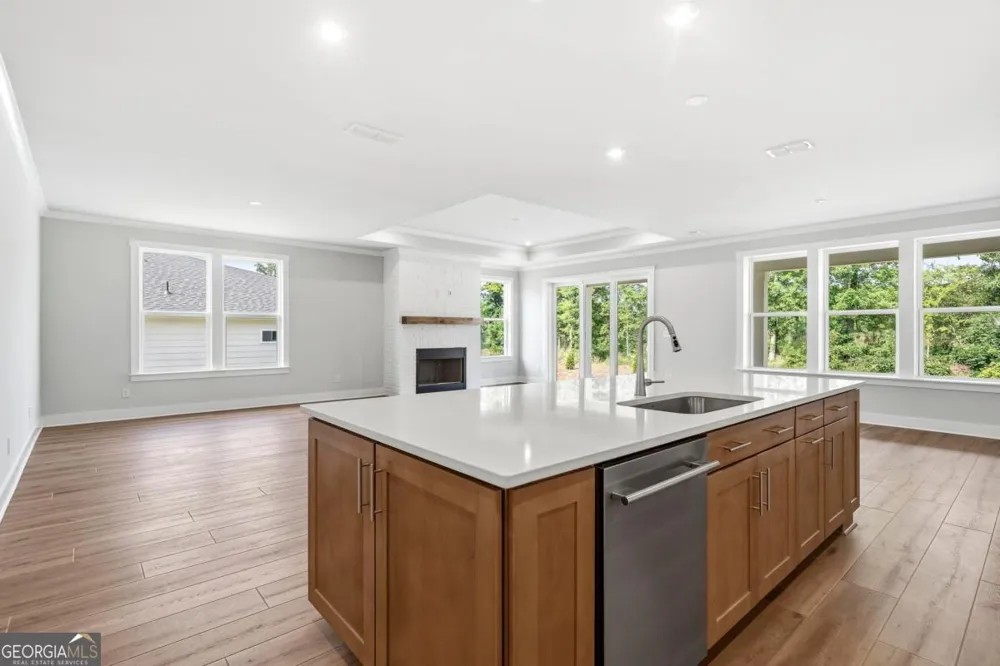 1403 Canoe DR Greensboro, GA 30642