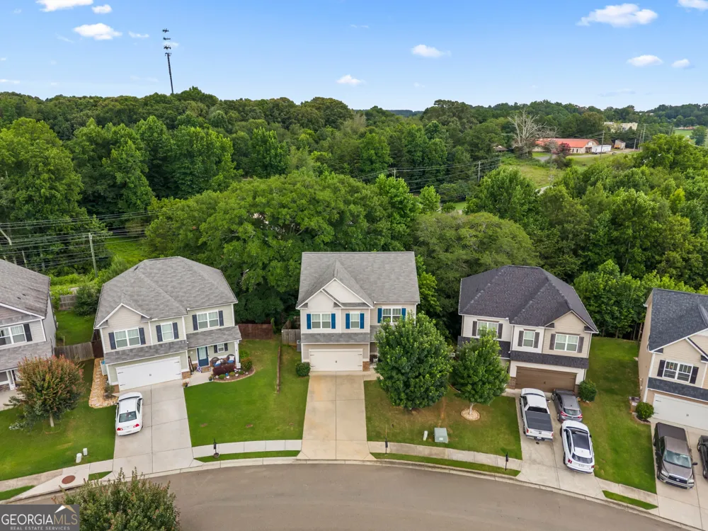 220 Renford RD Ball Ground, GA 30107