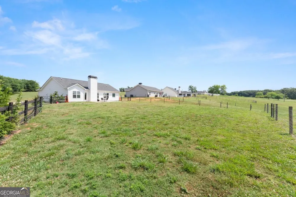 810 Anderson Thomas RD Martin, GA 30557