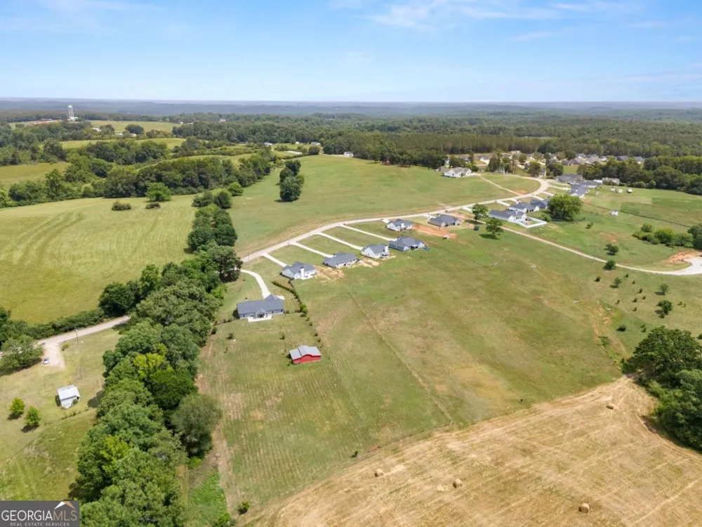 810 Anderson Thomas RD Martin, GA 30557