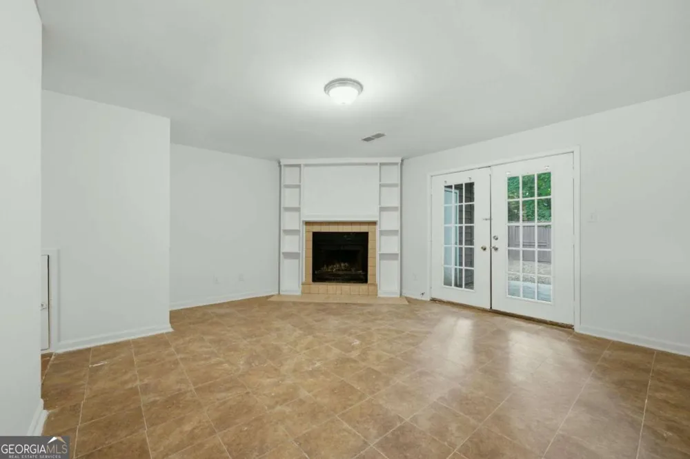 667 Hunting Creek LN SE Conyers, GA 30013