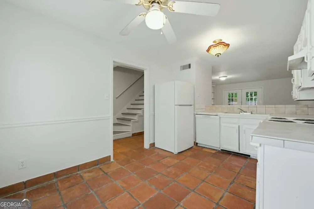 667 Hunting Creek LN SE Conyers, GA 30013