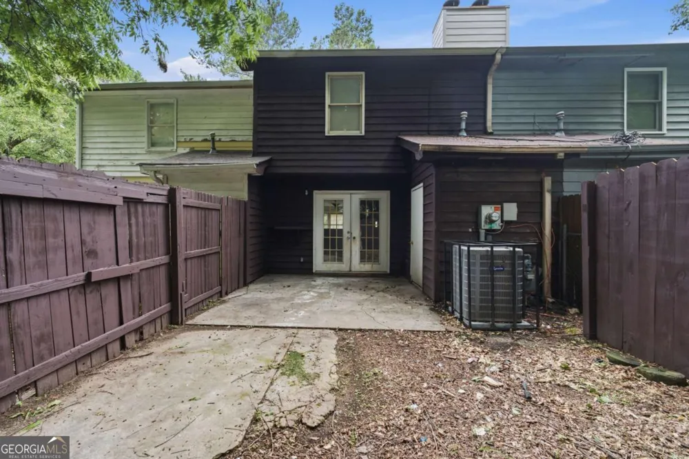 667 Hunting Creek LN SE Conyers, GA 30013