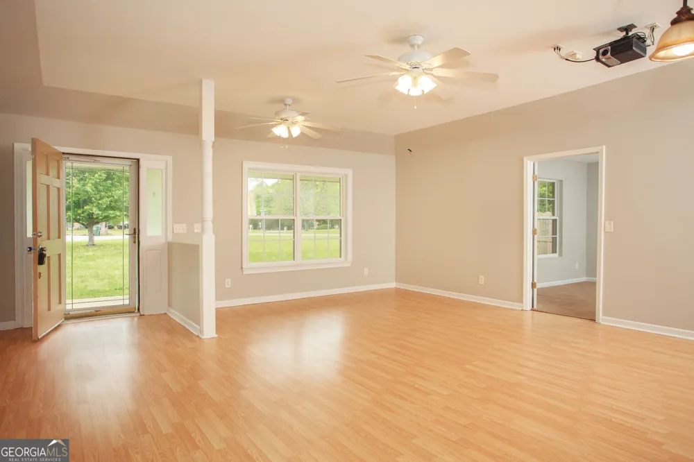 201 Willowgate DR Bonaire, GA 31005