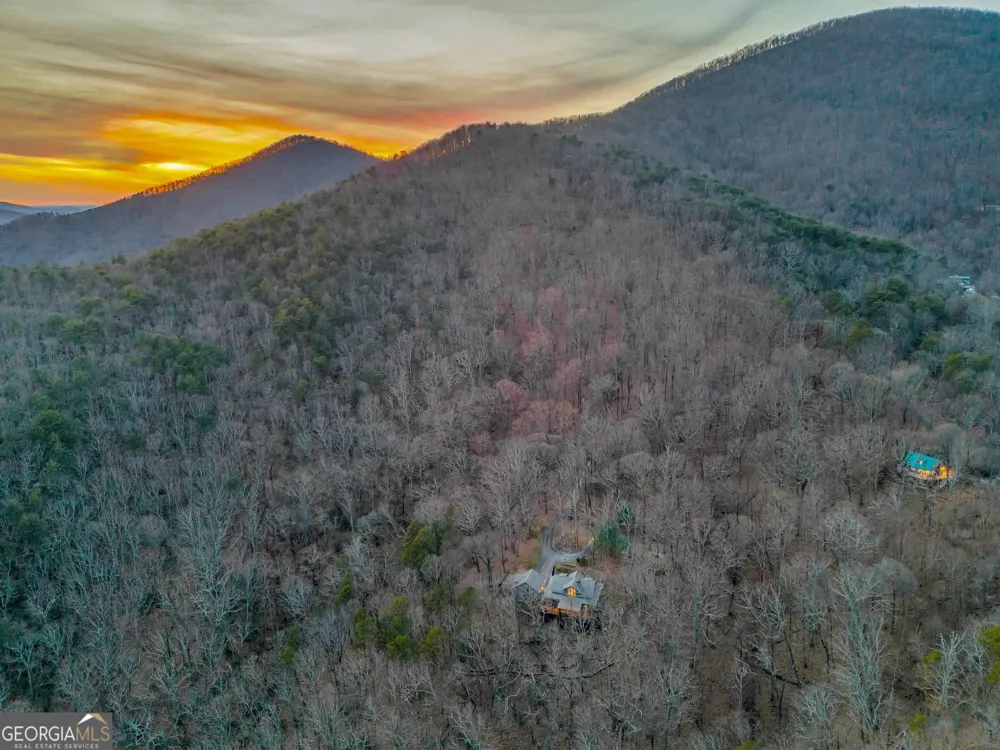 873 Laurel Ridge RD Cleveland, GA 30528