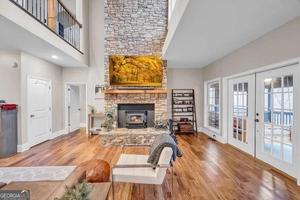 873 Laurel Ridge RD Cleveland, GA 30528