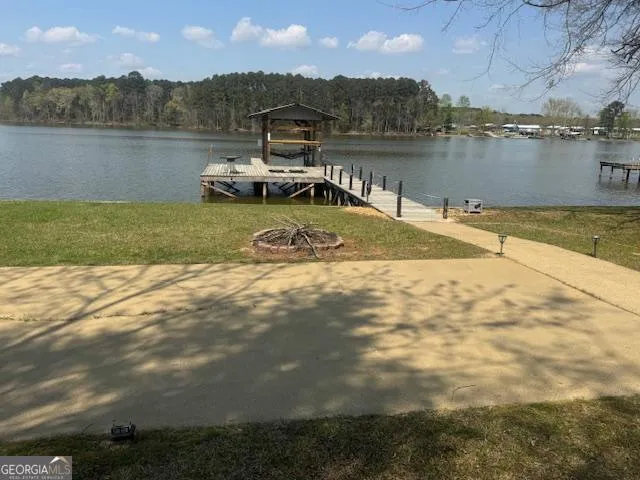 100 Sunset DR Centre, AL 35960
