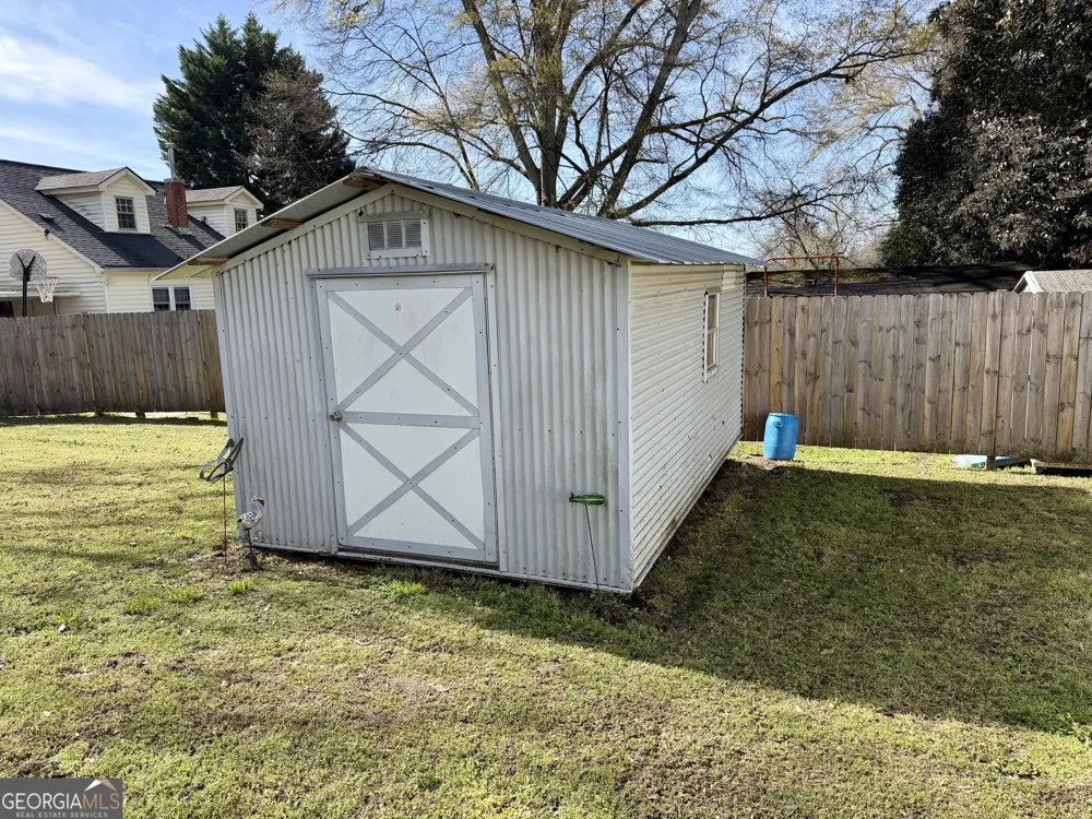 222 Church ST Elberton, GA 30635