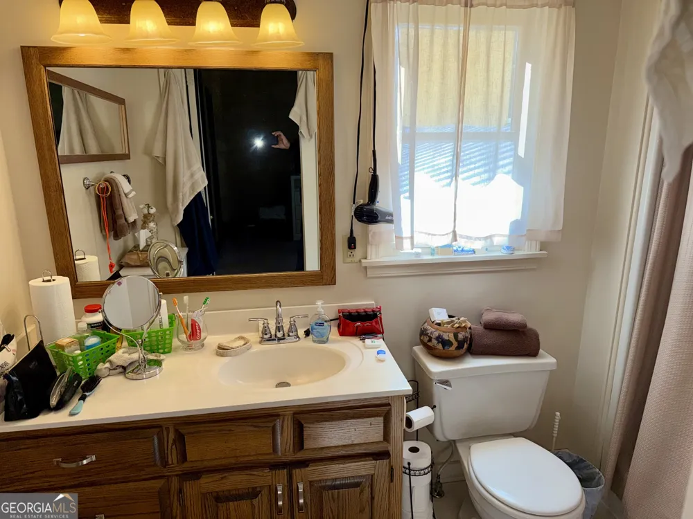 222 Church ST Elberton, GA 30635
